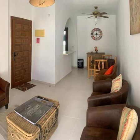 Tranquila Lägenhet Torrevieja Exteriör bild