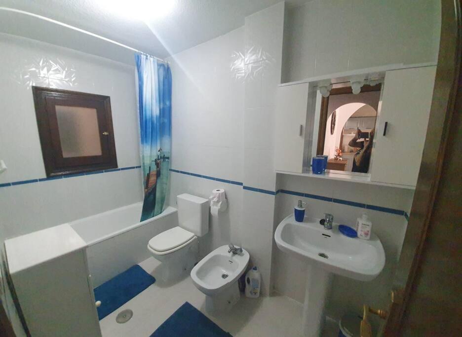 Tranquila Lägenhet Torrevieja Exteriör bild